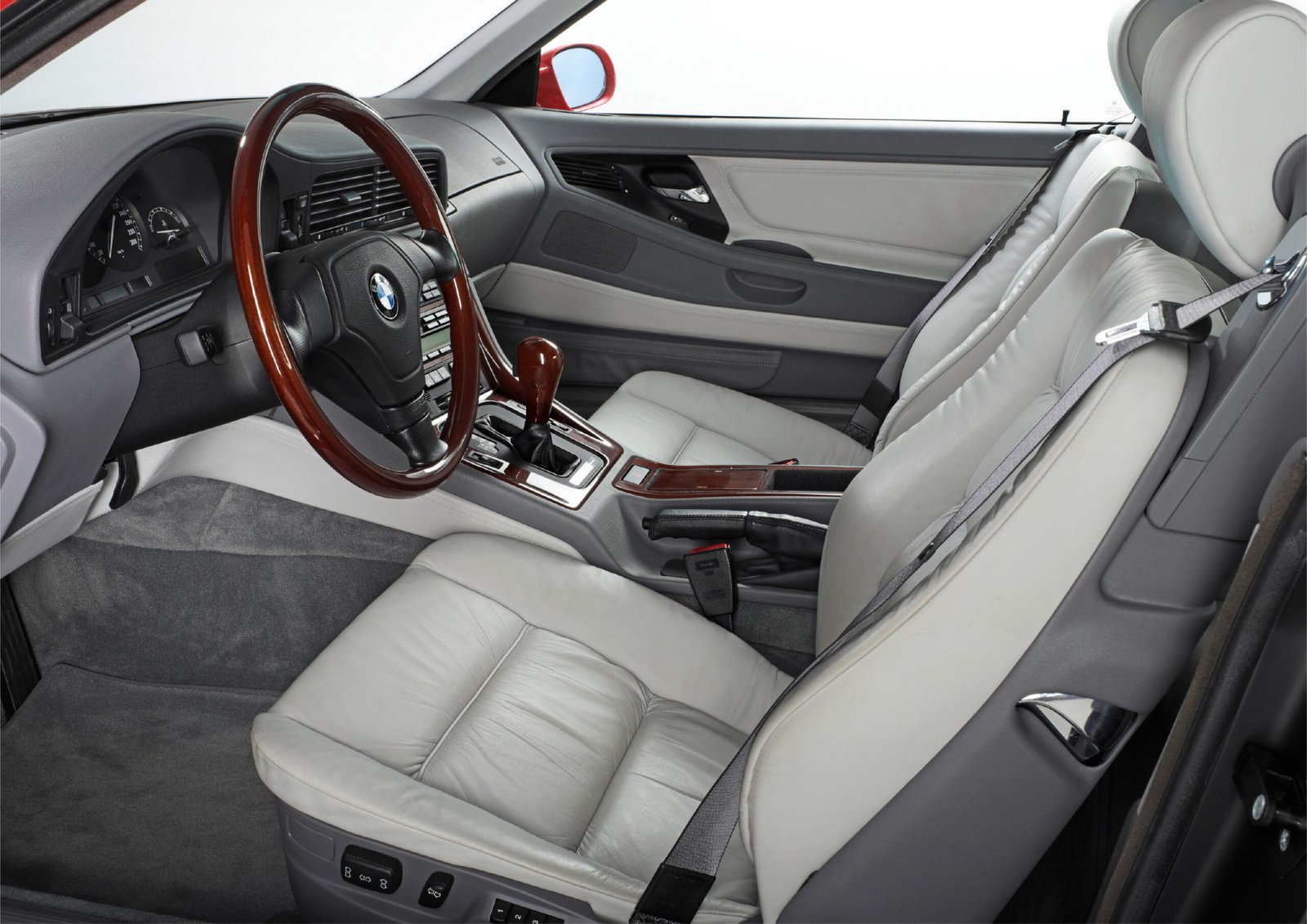 BMW 850 Ci of Kolaha Collection Vintage Cars