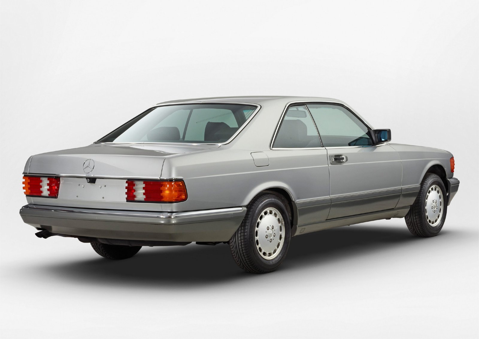 Mercedes-Benz 560 SEC of Kolaha Collection Vintage Cars