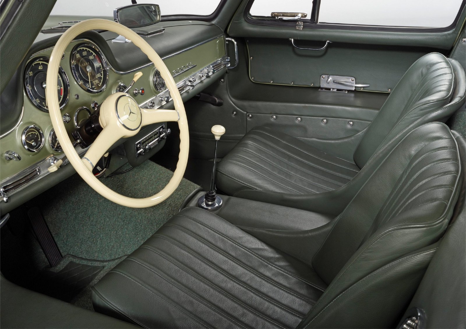 Mercedes-Benz 300 SL Gullwing of Kolaha Collection Vintage Cars