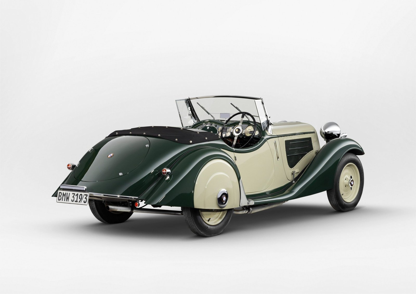 BMW 319/1 of Kolaha Collection Vintage Cars