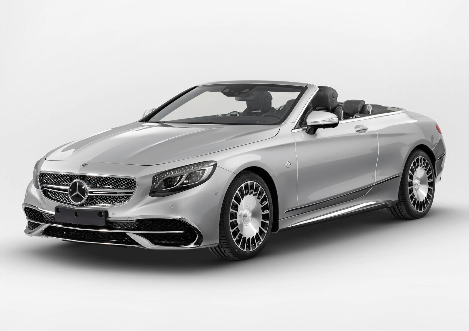 Mercedes-Benz Maybach S650 of Kolaha Collection Vintage Cars