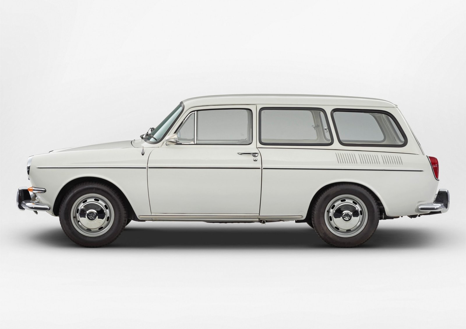 VW 1600 Variant of Kolaha Collection Vintage Cars