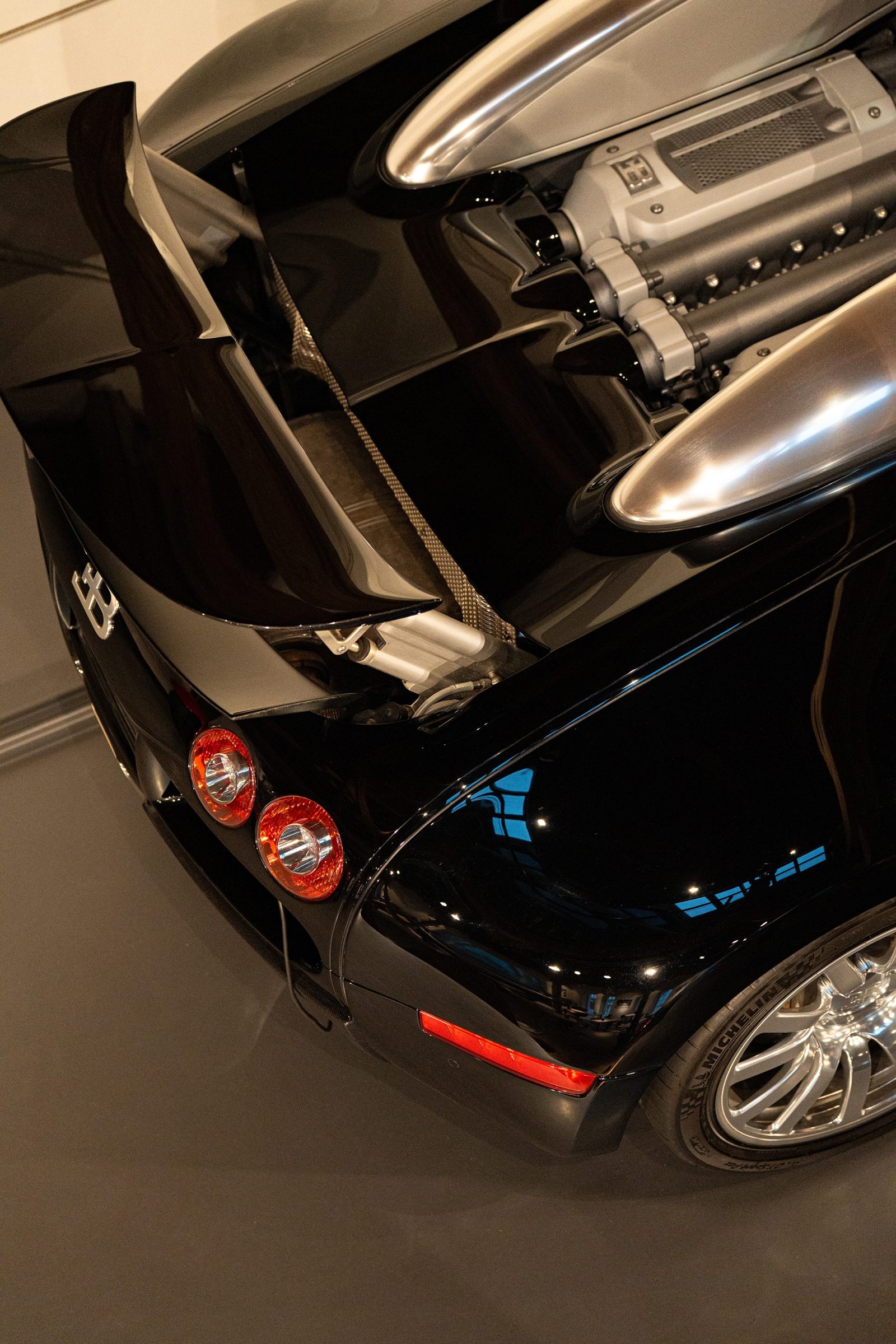 Bugatti Veyron 16.4 of Kolaha Collection Vintage Cars